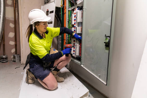 Best Electrician Near Me  in Bowling Green, MO